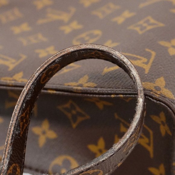 LOUIS VUITTON Brown Monogram Bag - Picture 8 of 16